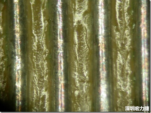 經(jīng)過168小時(shí)的高溫高濕環(huán)境實(shí)驗(yàn)后，此錫膏的SIR最低還可達(dá)到150,000,000 ohms，取LOG10為108.176，此錫膏的SIR雖然比較低，但是吃錫狀況明顯好很多，只是助焊劑明顯殘留